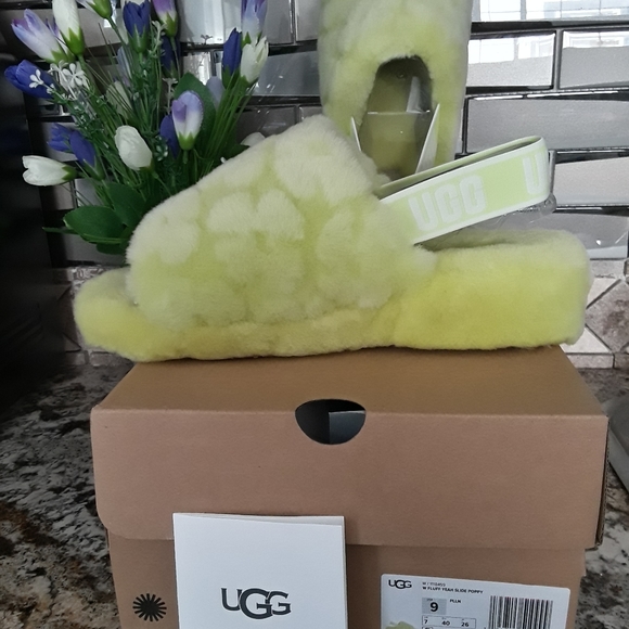 NEW UGG FLUFF YEAH / OH YEAH SPOT SLIDE , SIZE 9 WOMEN'S , ALL NEW IN A BOX! - Picture 3 of 7